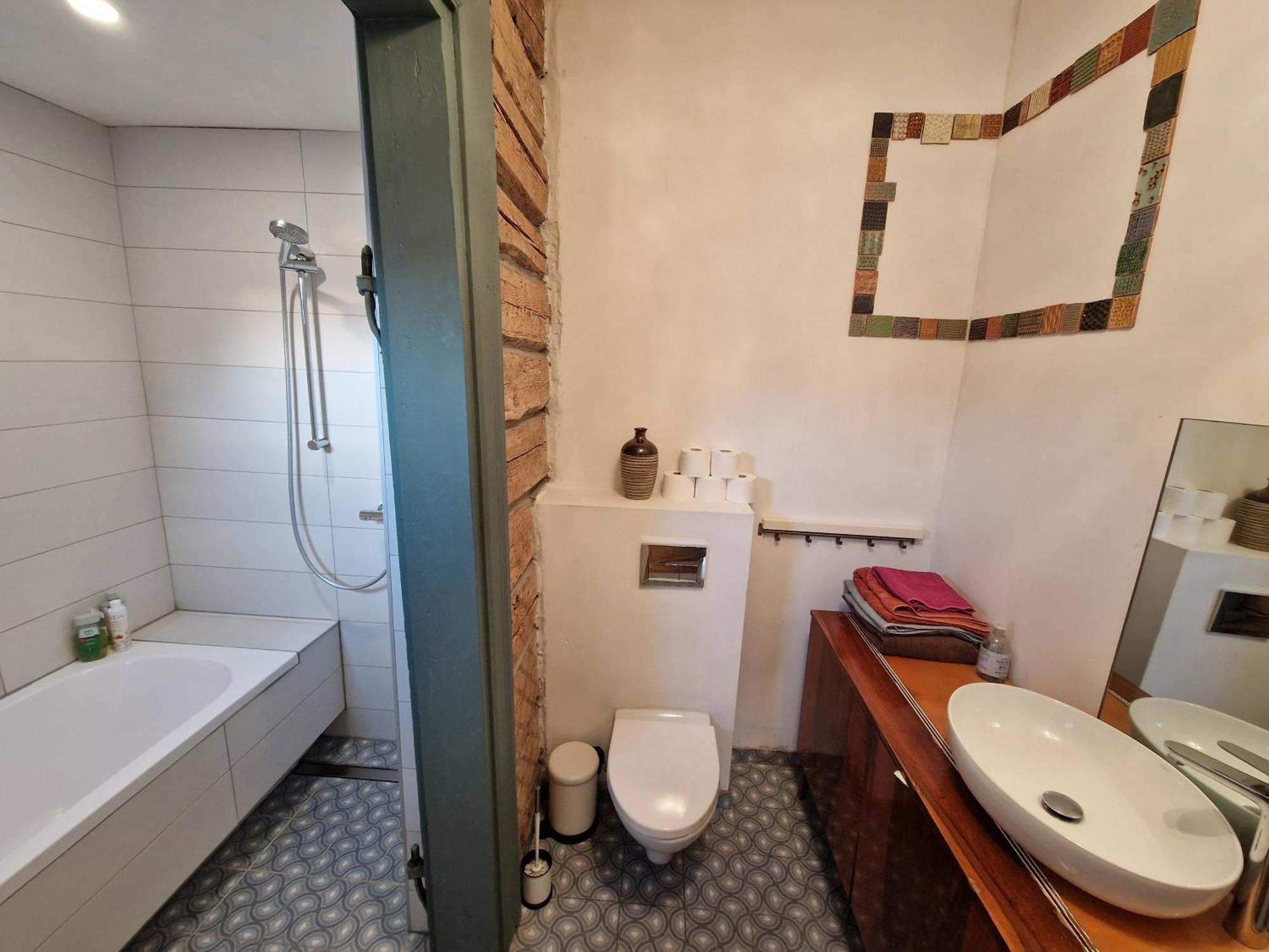 Hillside View House With Garden, Private Parking, Quiet Location - 12 Min To Old Town Anytime, Long Stays Welcome VNO Eksteriør bilde